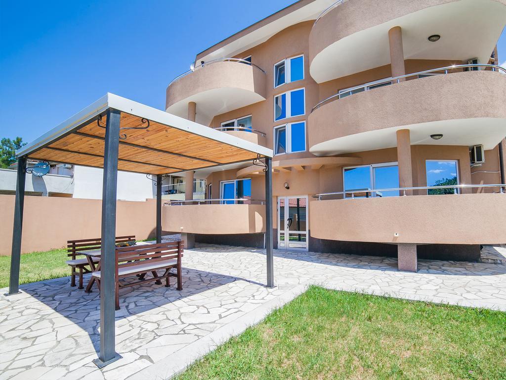 Apartments Urban Wild Котор Экстерьер фото